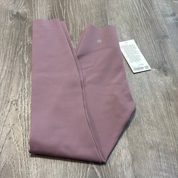 NWT Lululemon Athletica Purple High-Waisted Leggings 4 Glow Up Tights 28” - Picture 3 of 3